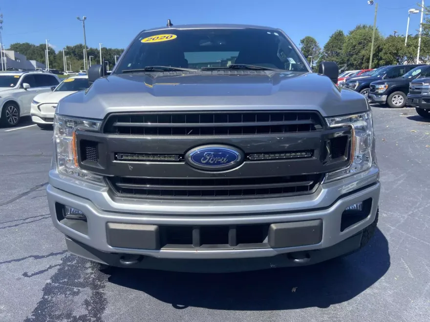 2020 Ford F-150 XLT photo 2