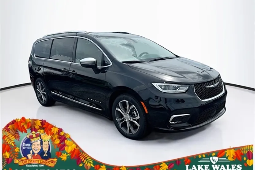 2026 Chrysler Pacifica Pinnacle photo 1