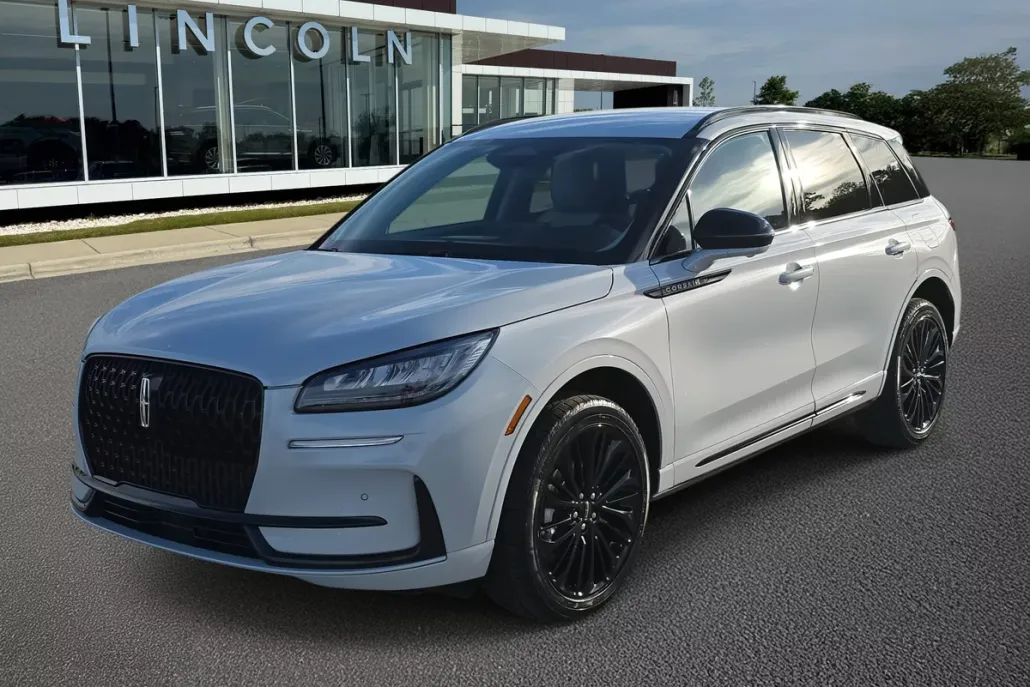 2026 Lincoln Corsair Premiere photo 1