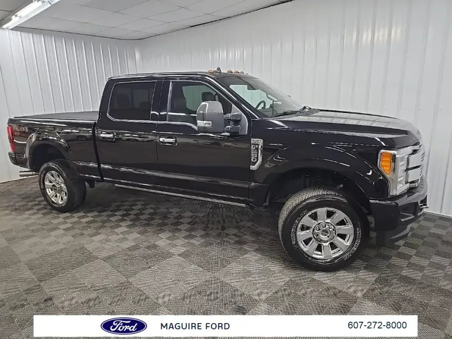 2019 Ford F-250 Platinum photo 1