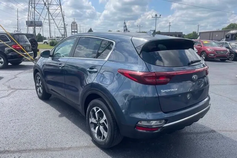 2020 Kia Sportage LX photo 1