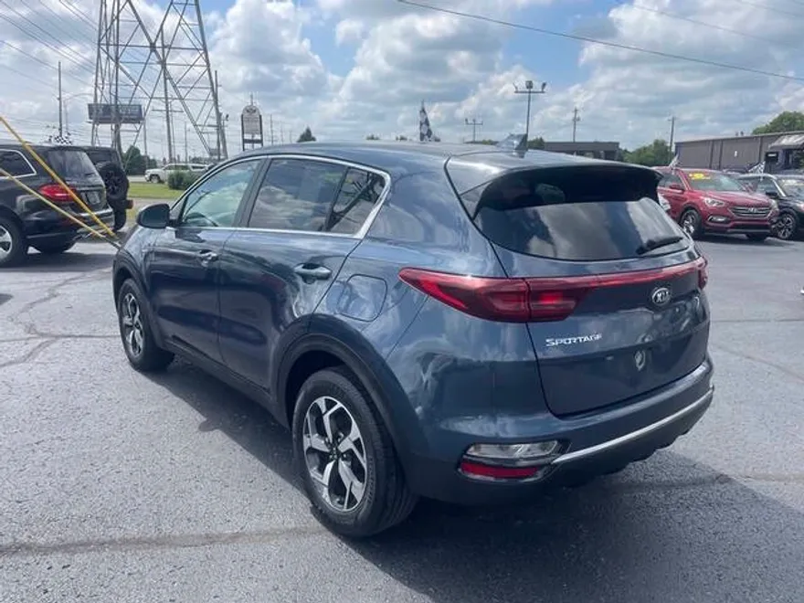 2020 Kia Sportage LX photo 1