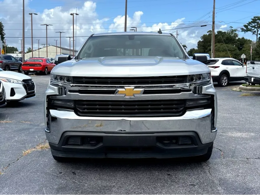 2020 Chevrolet Silverado 1500 LT photo 1