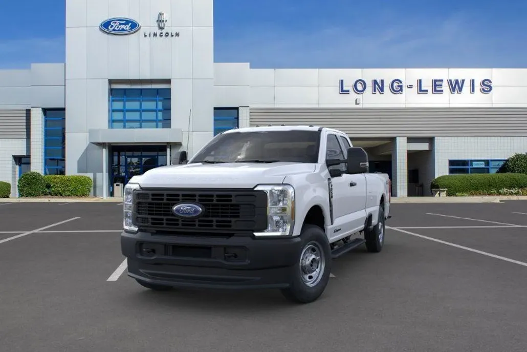 2024 Ford F-250 photo 1