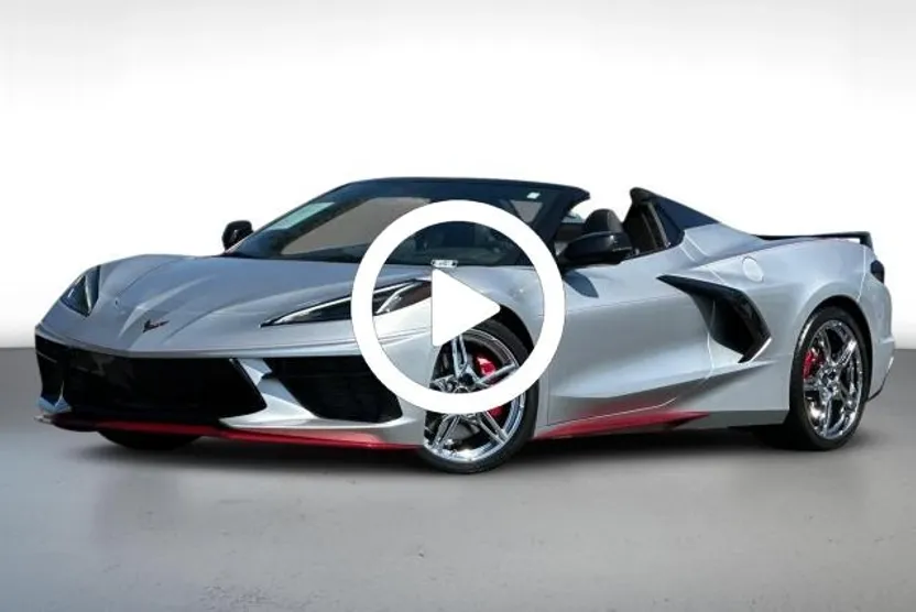 2020 Chevrolet Corvette 2LT Convertible photo 1