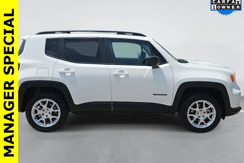 2022 Jeep Renegade Latitude photo 1