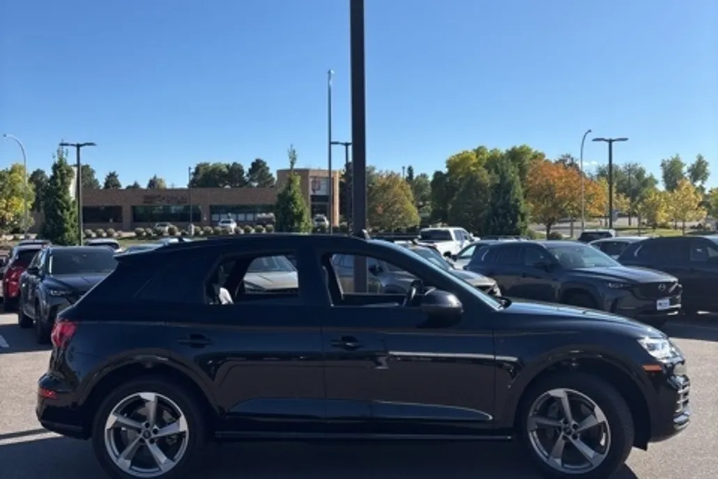 2020 Audi Q5 2.0T Premium Plus photo 1