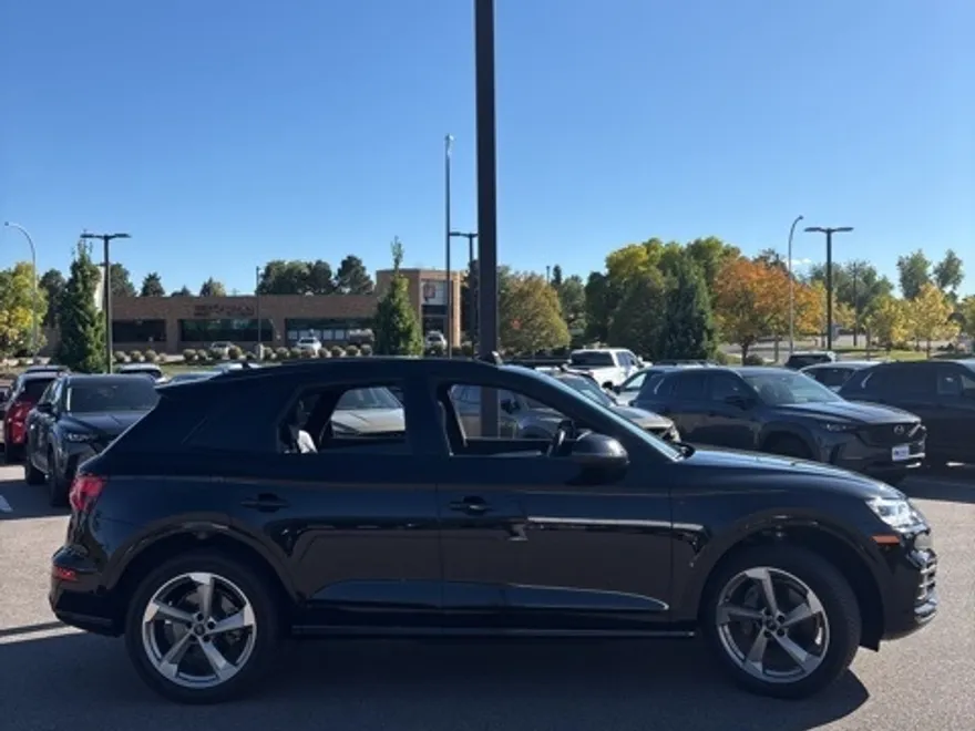 2020 Audi Q5 2.0T Premium Plus photo 1