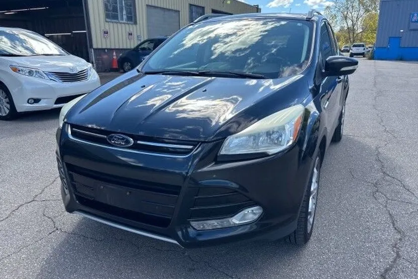 2014 Ford Escape Titanium photo 1