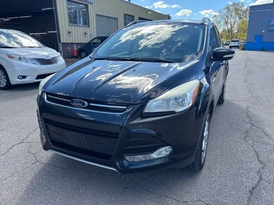 2014 Ford Escape Titanium photo 1
