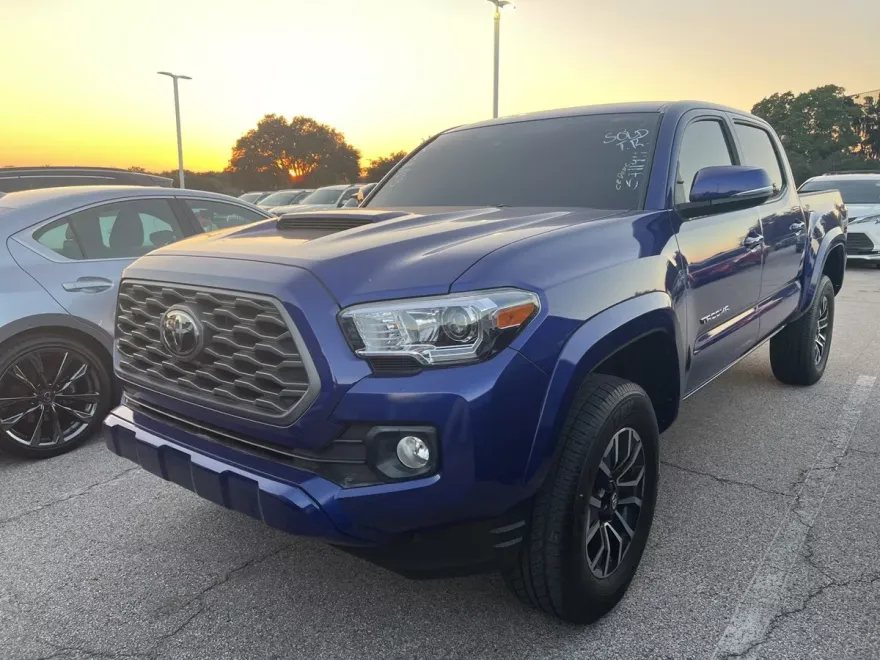 2022 Toyota Tacoma TRD Sport V6 photo 1