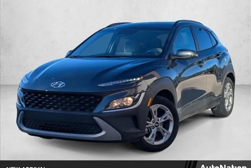 2022 Hyundai Kona SEL photo 1