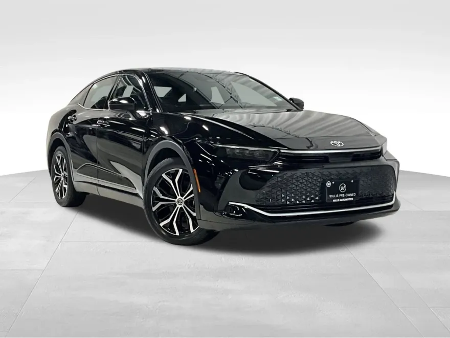 2024 Toyota Crown Limited photo 1