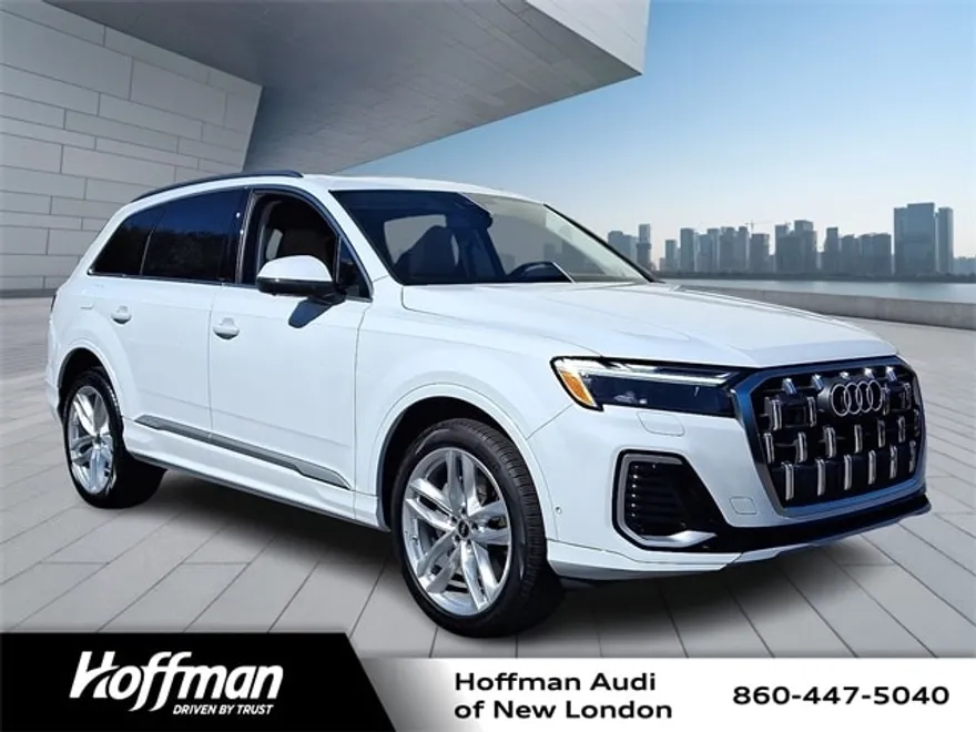 2025 Audi Q7 55 Premium Plus photo 1