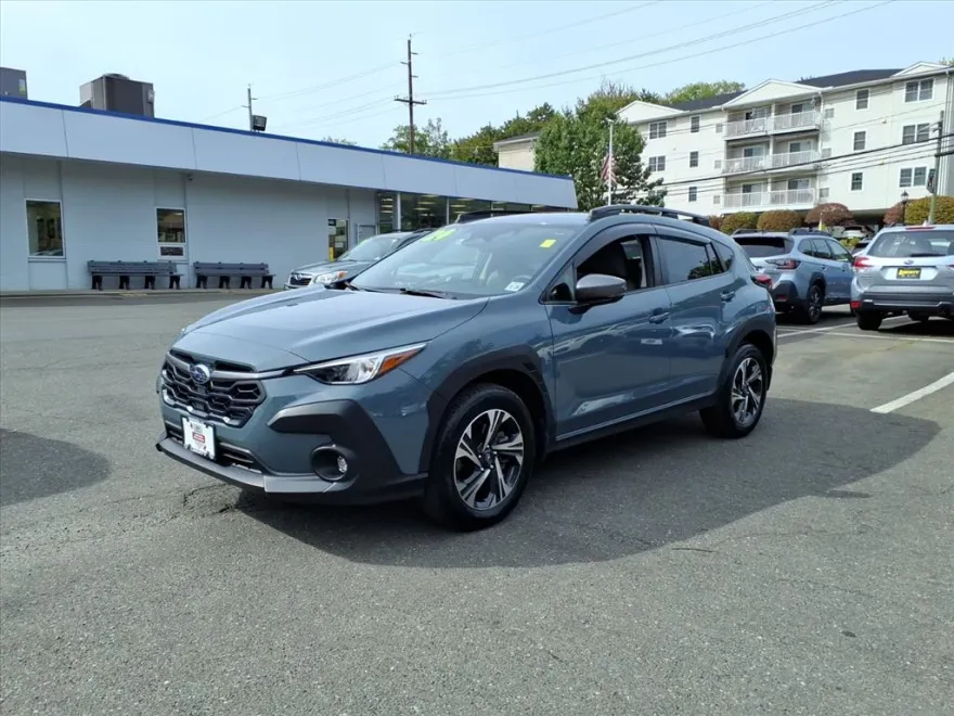 2024 Subaru Crosstrek Premium photo 1