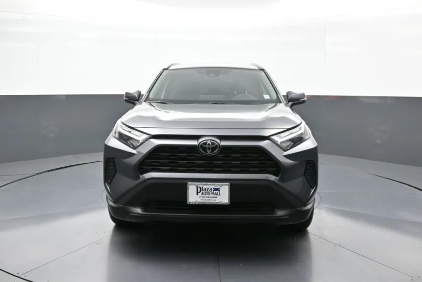 2025 Toyota RAV4 Hybrid XLE photo 1