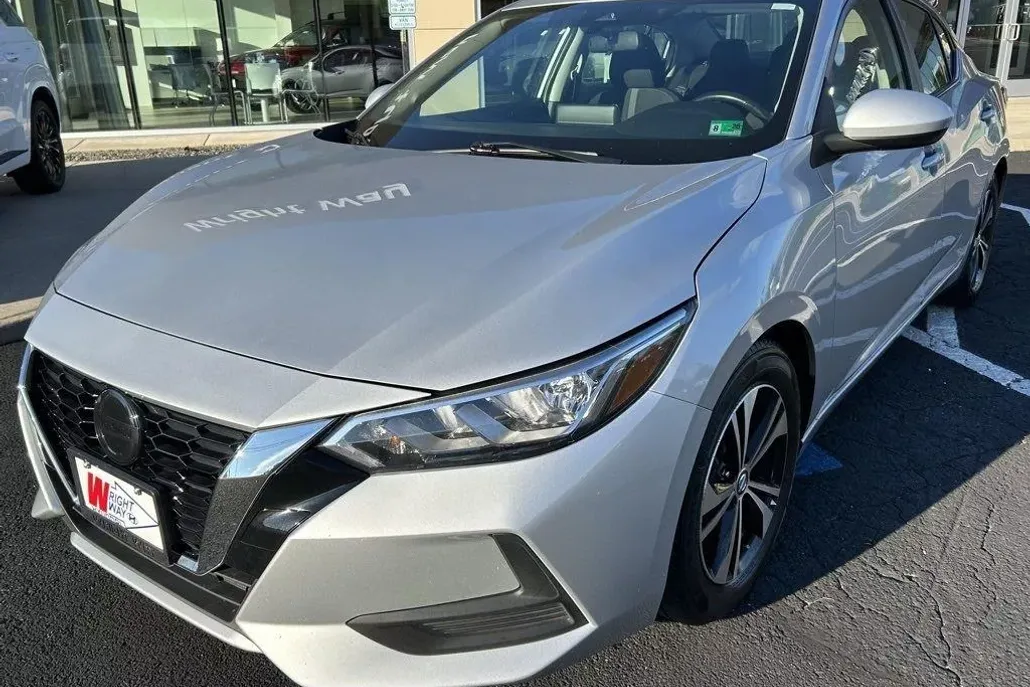 2023 Nissan Sentra SV photo 1