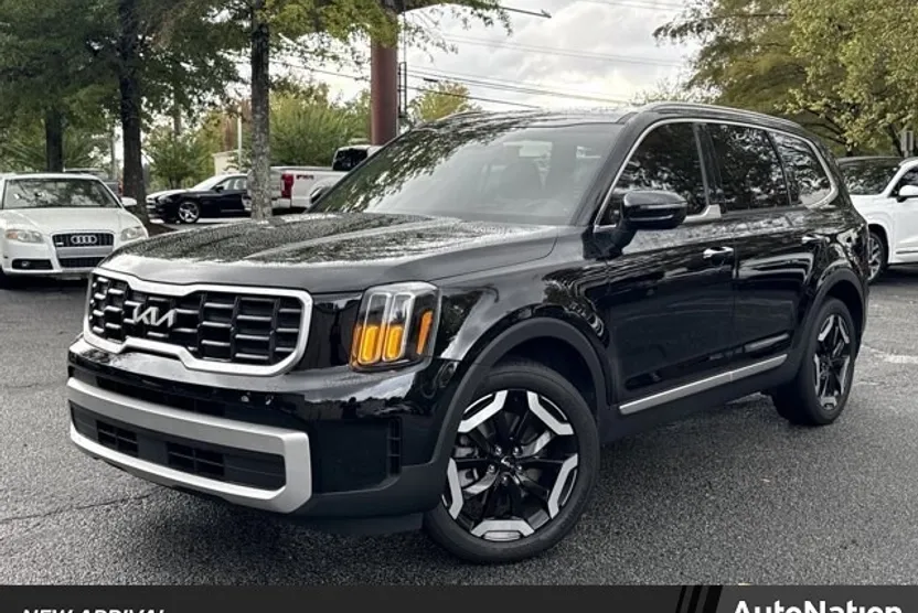 2024 Kia Telluride S photo 1