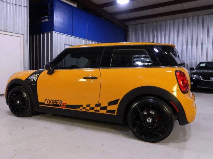 2015 Mini Cooper 2 Door Hardtop S photo 1