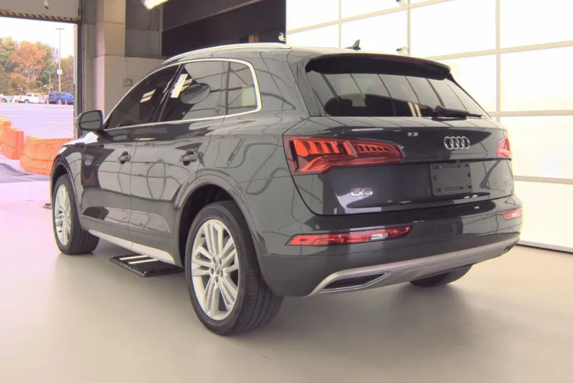 2019 Audi Q5 Premium Plus 45 photo 1