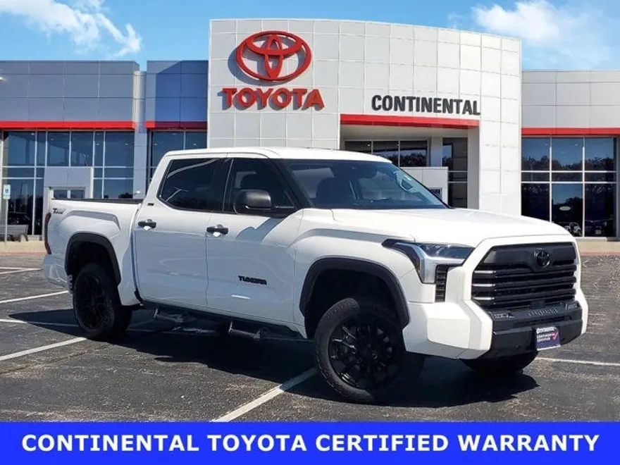 2023 Toyota Tundra SR5 photo 1