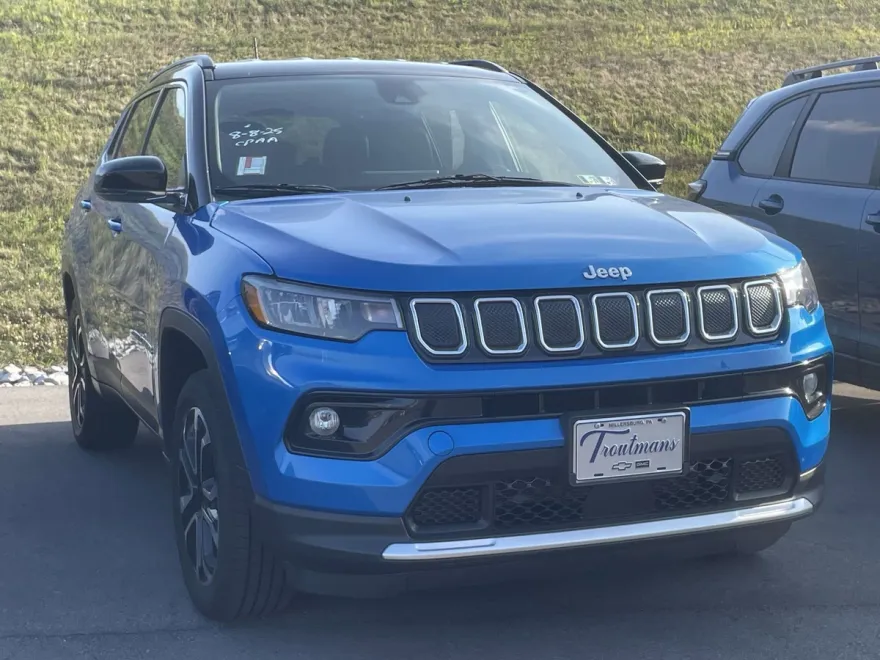 2022 Jeep Compass Limited photo 1