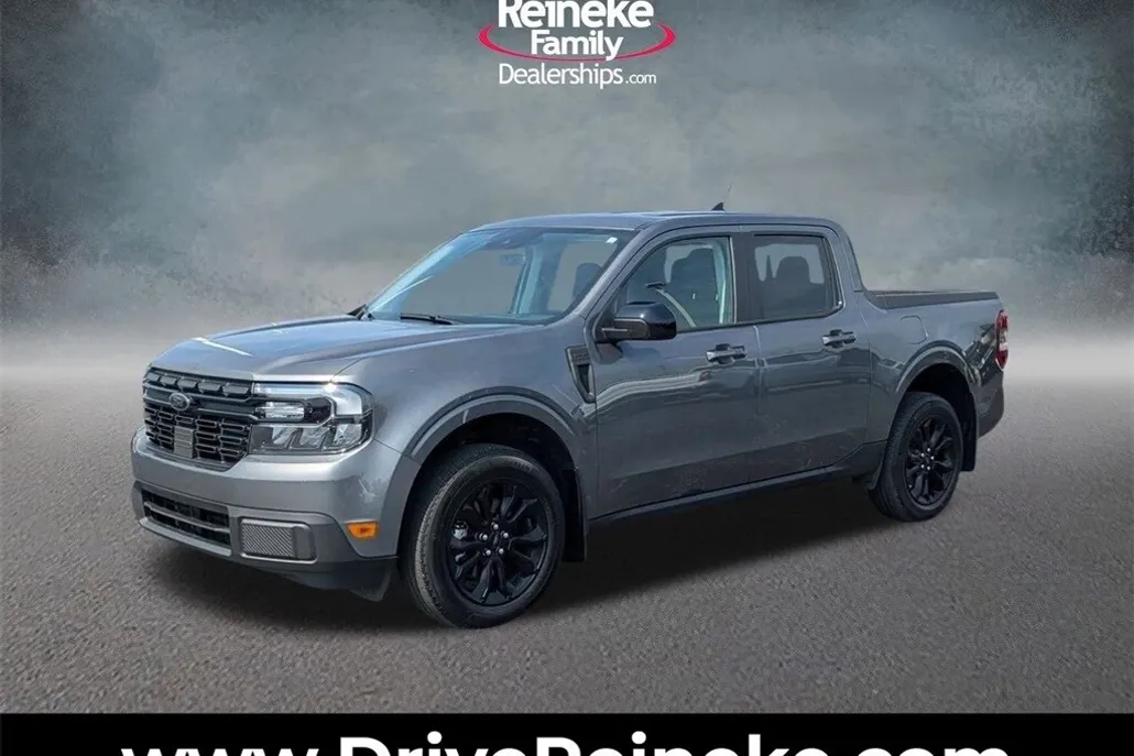 2024 Ford Maverick Lariat photo 1