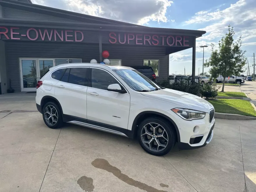 2017 Bmw X1 sDrive28i photo 1