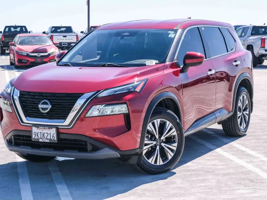 2023 Nissan Rogue SV photo 1