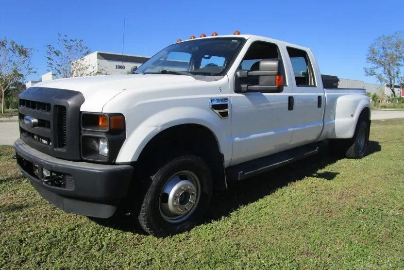 2008 Ford F-350 XL photo 1