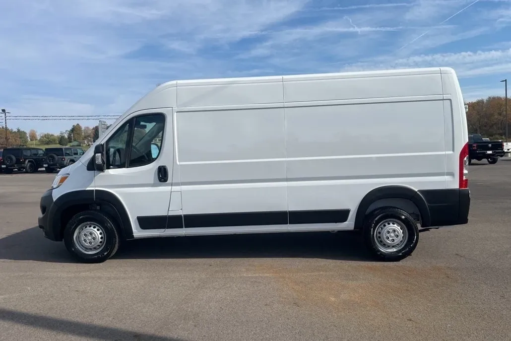 2025 Ram ProMaster 3500 Cargo Van photo 1