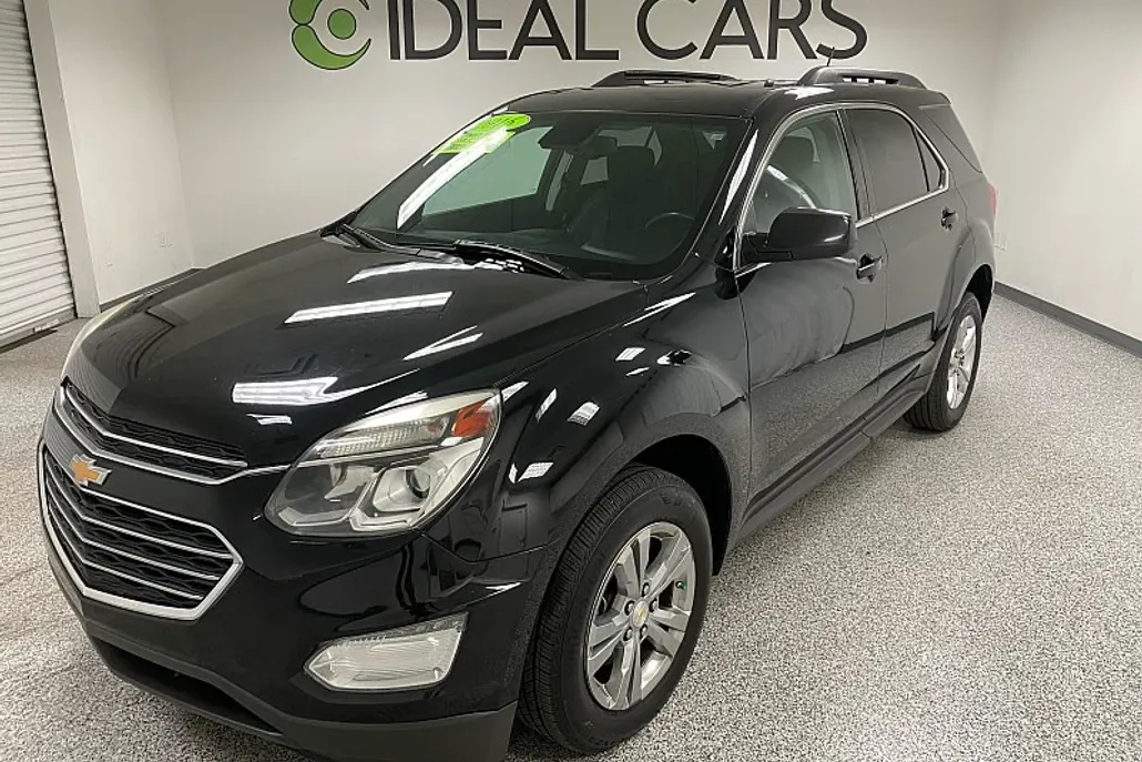 2016 Chevrolet Equinox LT photo 1