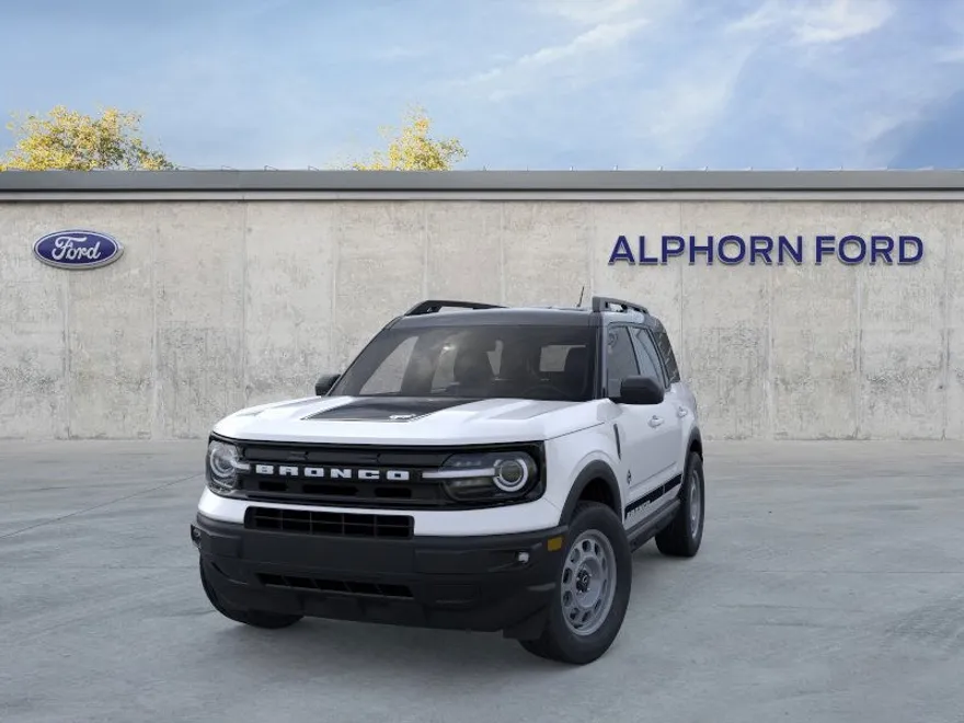 2024 Ford Bronco Sport Outer Banks photo 1