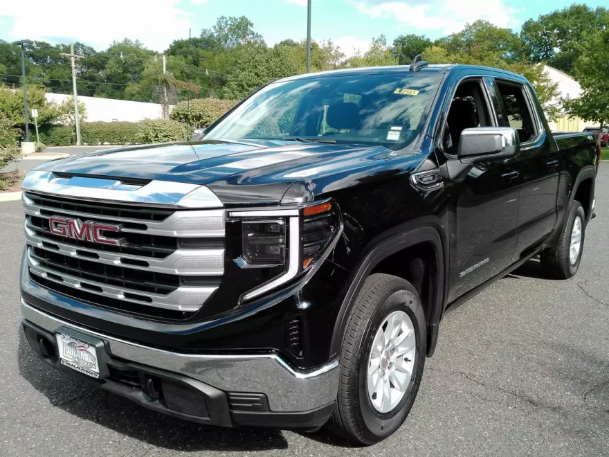 2024 Gmc Sierra 1500 SLE photo 1