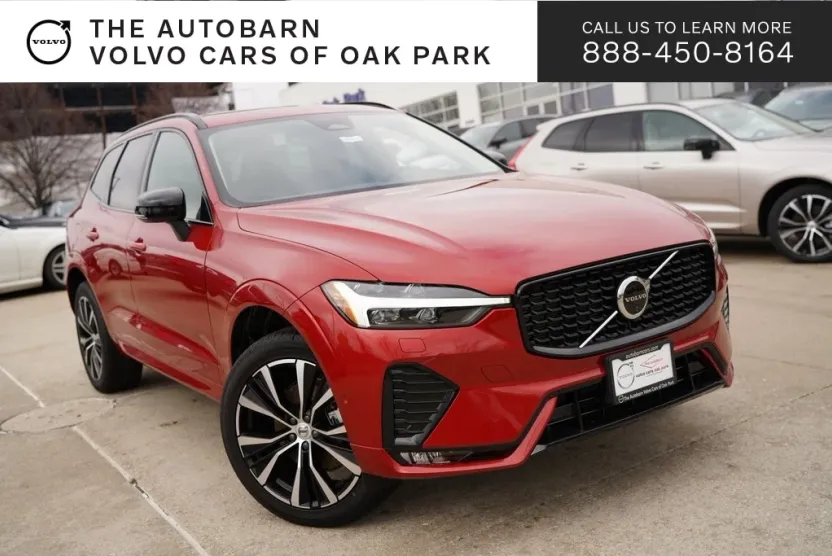 2025 Volvo XC60 B5 Plus photo 1