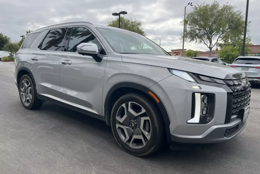 2023 Hyundai Palisade Limited photo 1