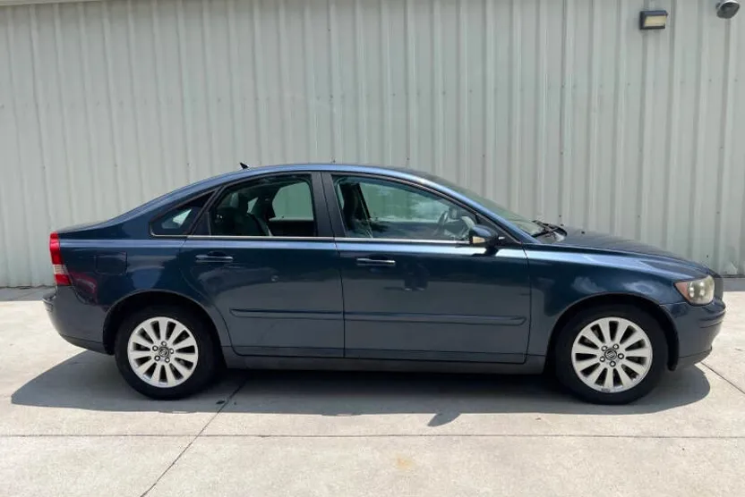 2005 Volvo S40 2.4i photo 1
