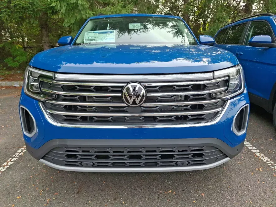 2026 Volkswagen Atlas SE Technology photo 1