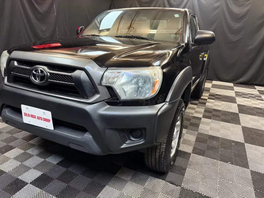 2013 Toyota Tacoma Base photo 1