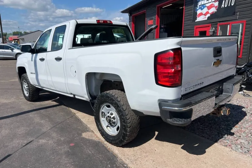 2017 Chevrolet Silverado 2500HD Work Truck photo 1