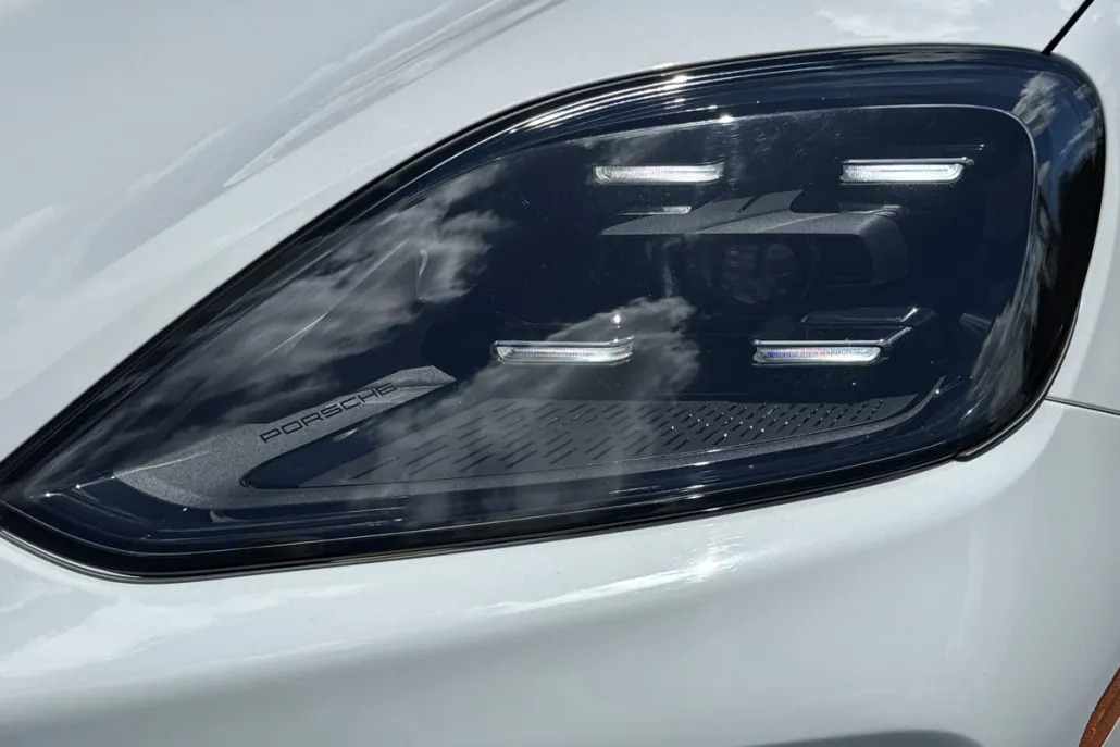 2024 Porsche Cayenne S Coupe photo 1