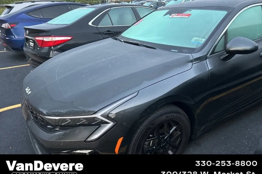2025 Kia K5 LXS photo 1