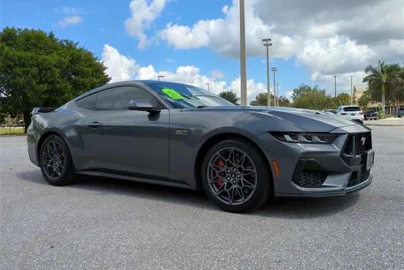 2024 Ford Mustang GT Premium photo 1
