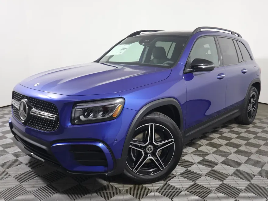 2024 Mercedes Benz GLB 250 photo 1