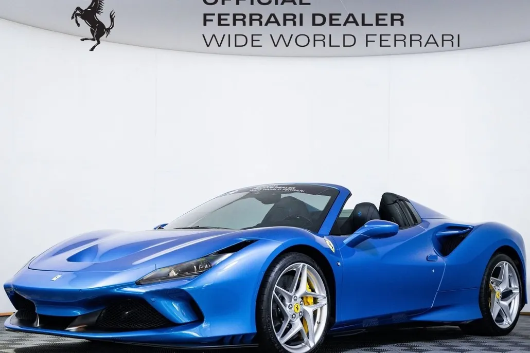 2023 Ferrari F8 Spider Base photo 1
