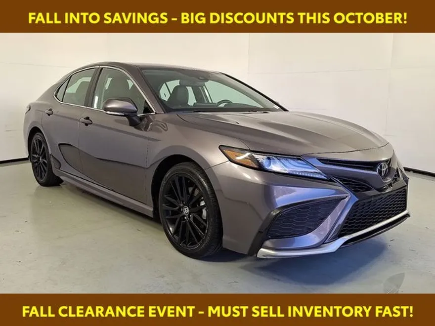 2023 Toyota Camry XSE photo 1