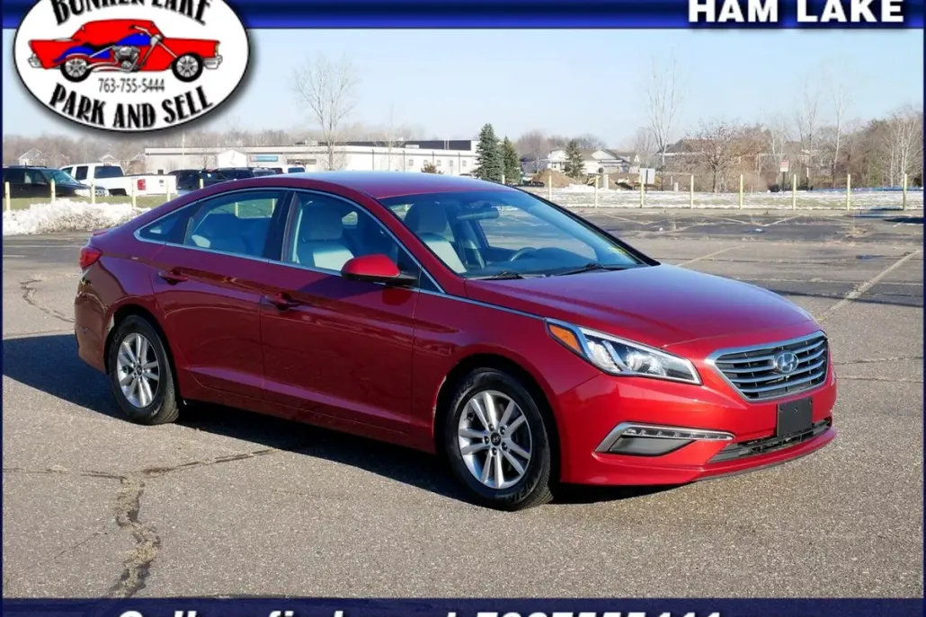 2015 Hyundai Sonata SE photo 1