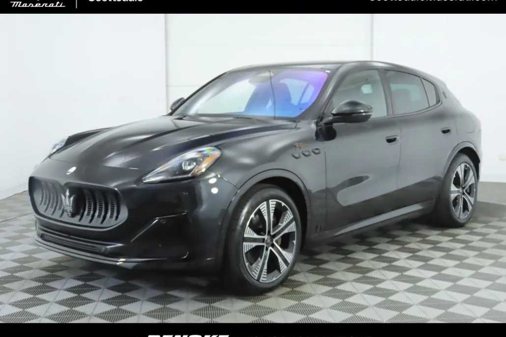 2025 Maserati Grecale photo 1