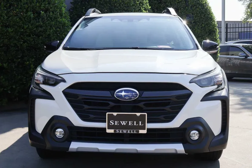 2023 Subaru Outback Limited photo 1
