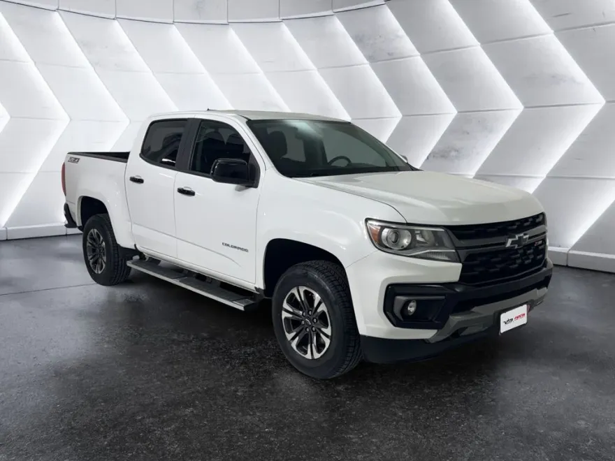 2022 Chevrolet Colorado Z71 photo 1